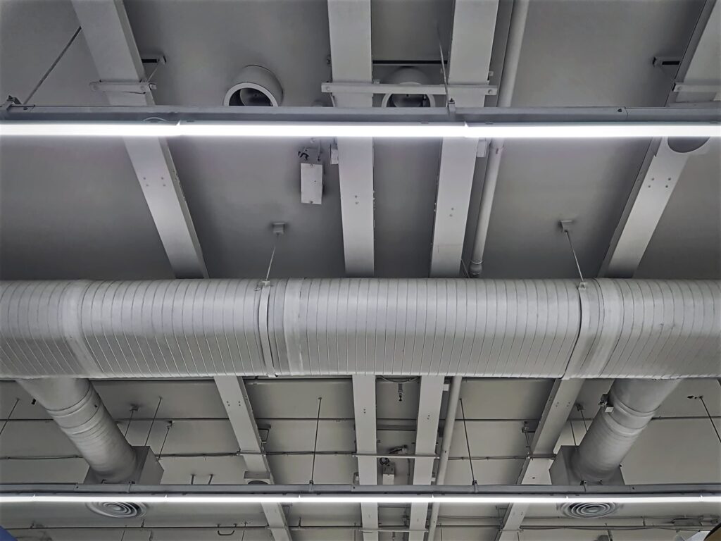 Complete air distribution system with ducts and piping